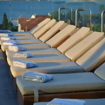 Ferush Otel, +12