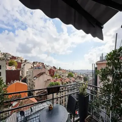 Faik Pasha Suites, Çukurcuma