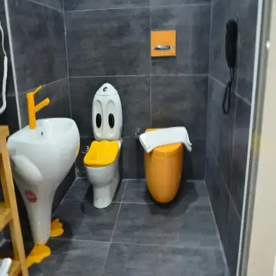 Ferush Otel, +12