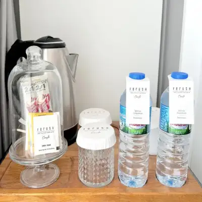 Ferush Otel, +12