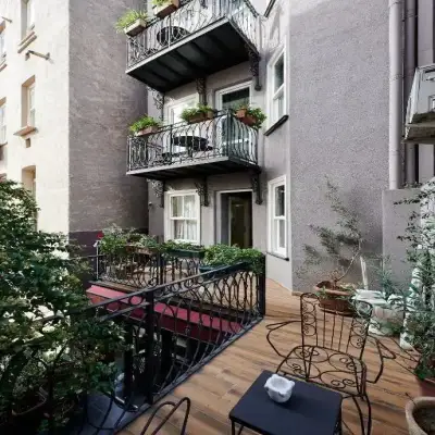 Faik Pasha Suites, Çukurcuma