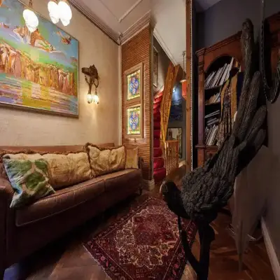 Faik Pasha Suites, Çukurcuma