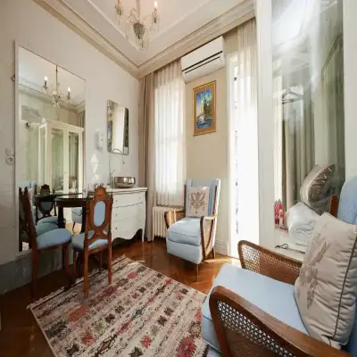 Faik Pasha Suites, Çukurcuma