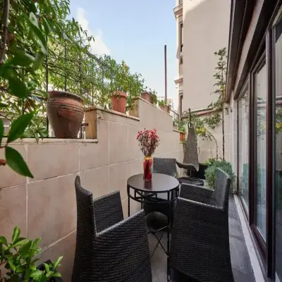 Faik Pasha Suites, Çukurcuma