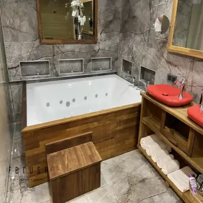 Ferush Otel, +12