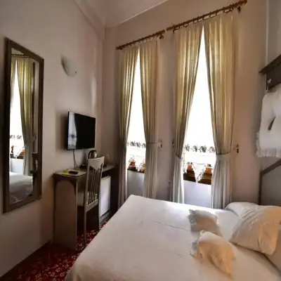 Safran Otel