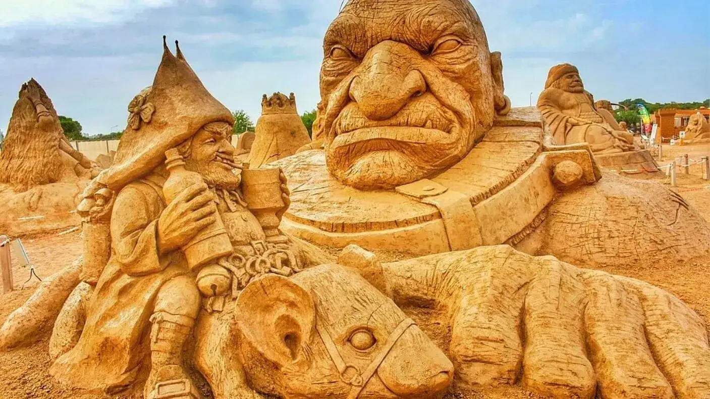 Sandland (Uluslararası Kum Heykel Festivali)