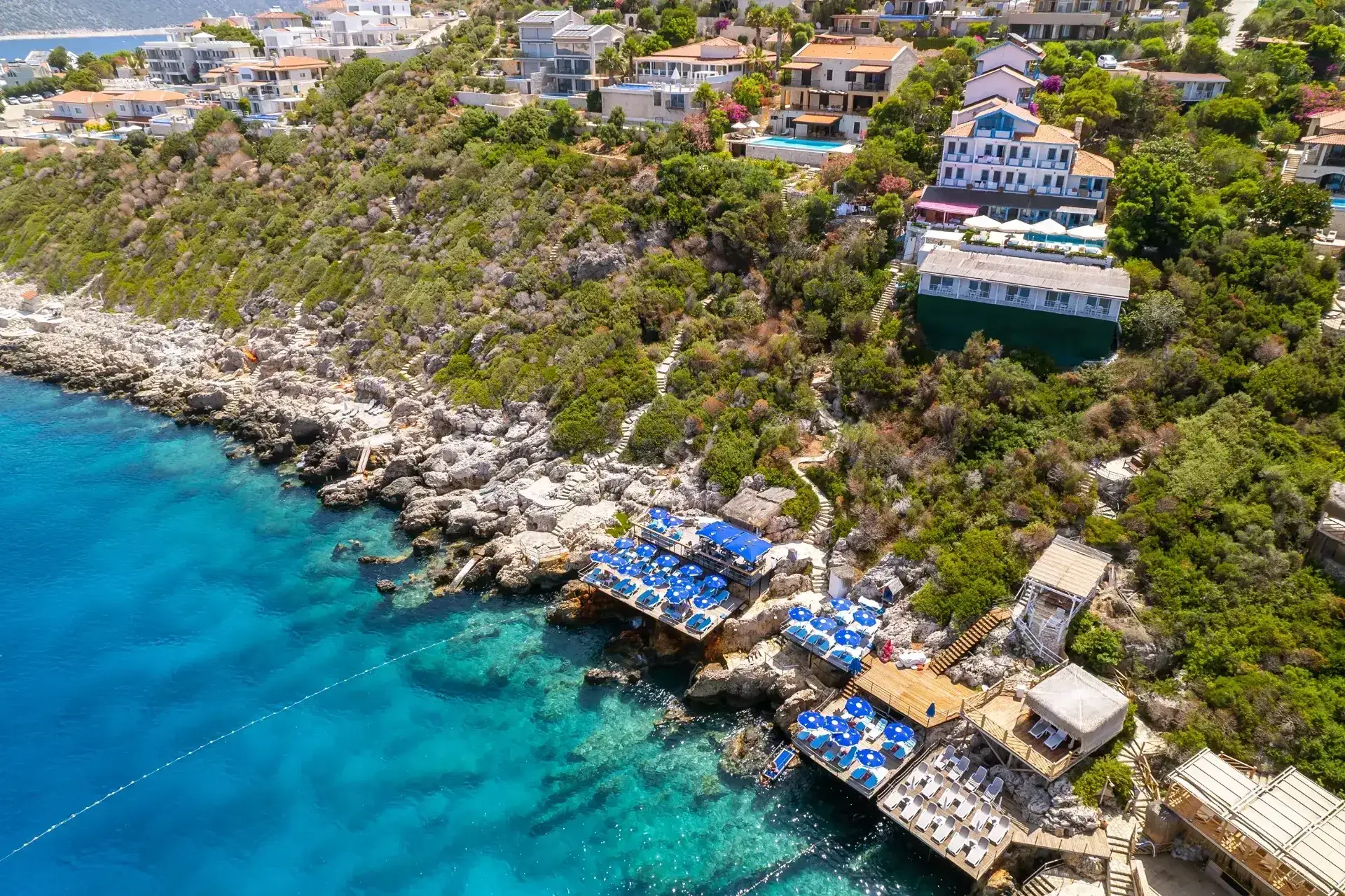 Antalya’da Gezilecek Yerler: En Güzel Tatil Beldeleri ve Tarihi Noktalar