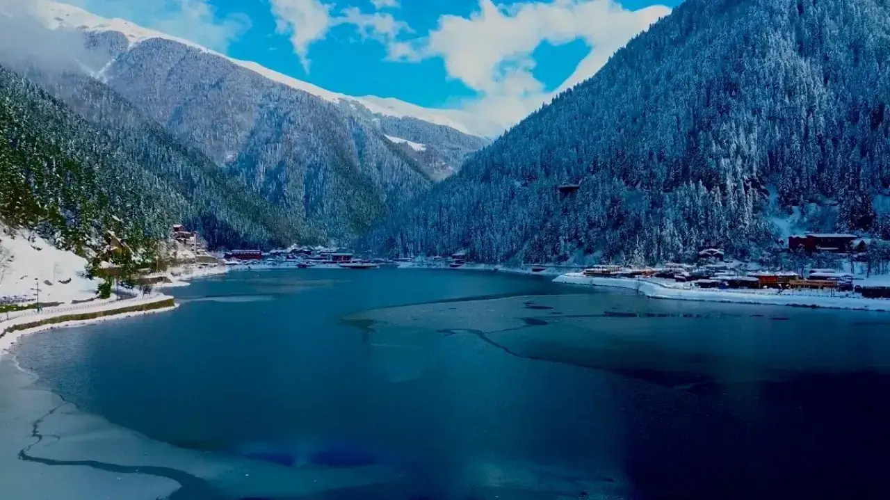 Kışın Karadeniz’de Nereye Gidilir? En Güzel Karadeniz Kış Tatili Rotaları