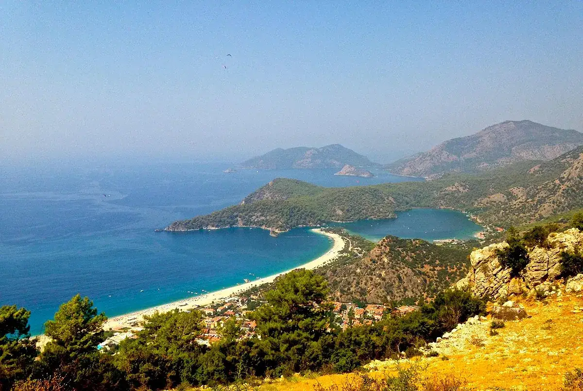Ölüdeniz Gezi Rehberi: Kassandra Otel'de Kal, 3 Günde Gezilecek Yerler ve Yapılacak En Güzel Aktivitelere Katıl