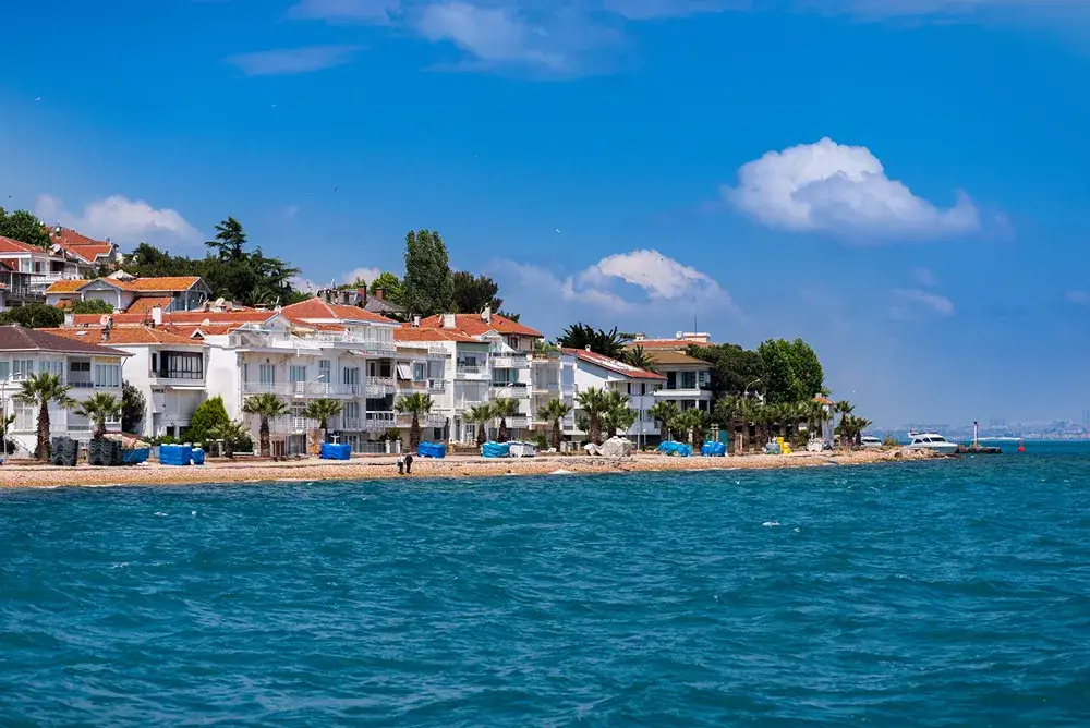 Büyükada Denize Sıfır Otelleri | Sahile Yakın Butik Oteller