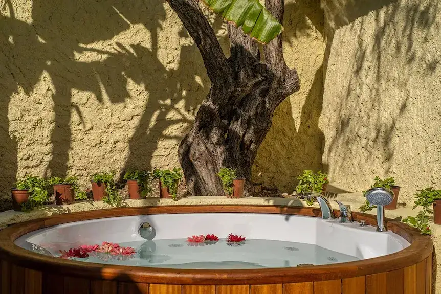 Urla’da Jakuzili Oteller | Romantik ve Özel Butik Oteller