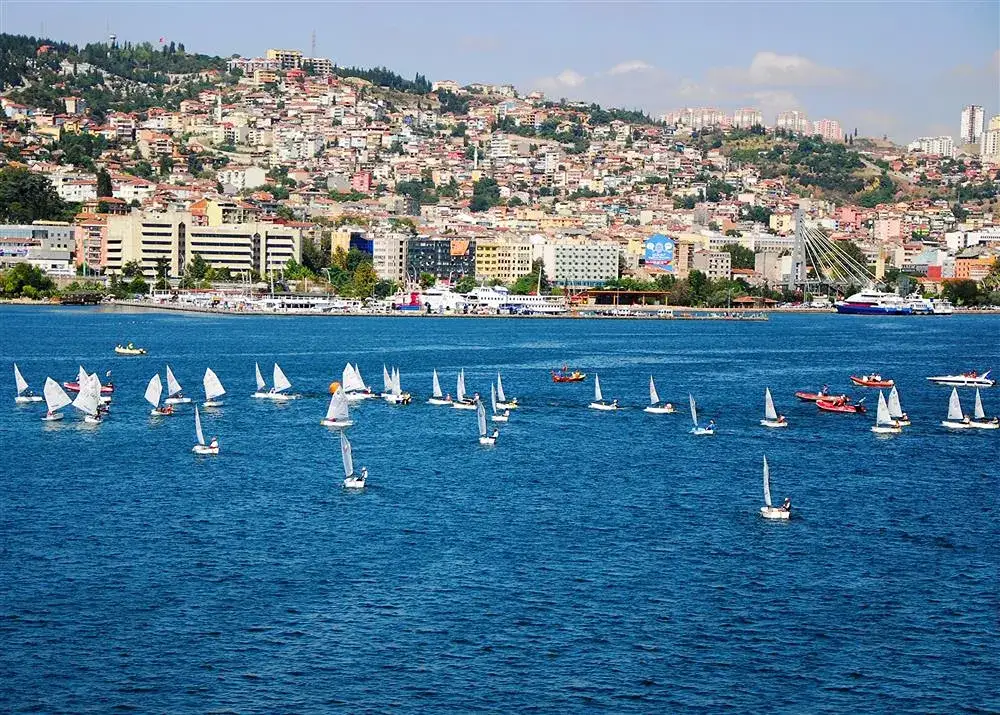 İzmit’e Yakın Hafta Sonu Rotaları 2026 | Bursa, Bolu ve Eskişehir