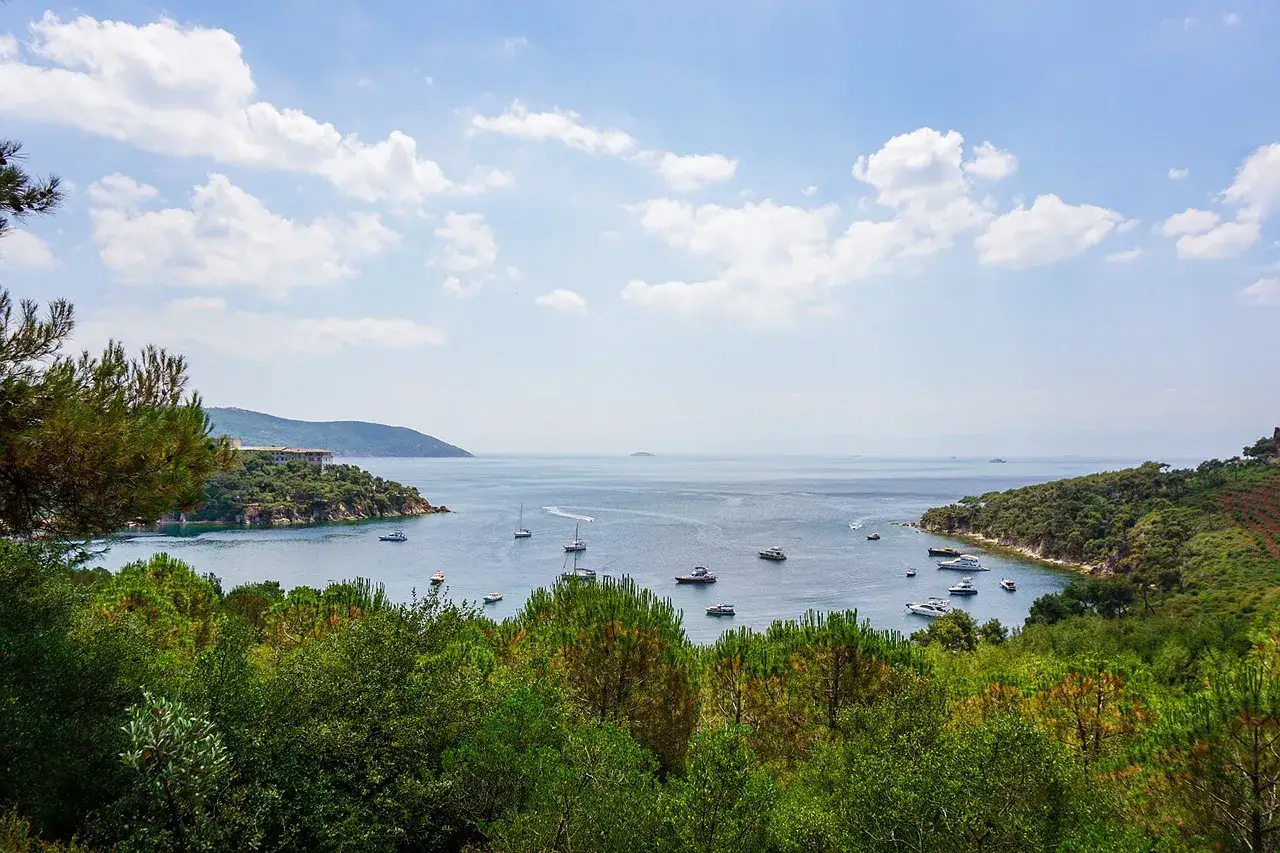 Büyükada Otelleri ve Gezilecek Yerler Rehberi | En Güzel Büyükada Otel Tavsiyeleri