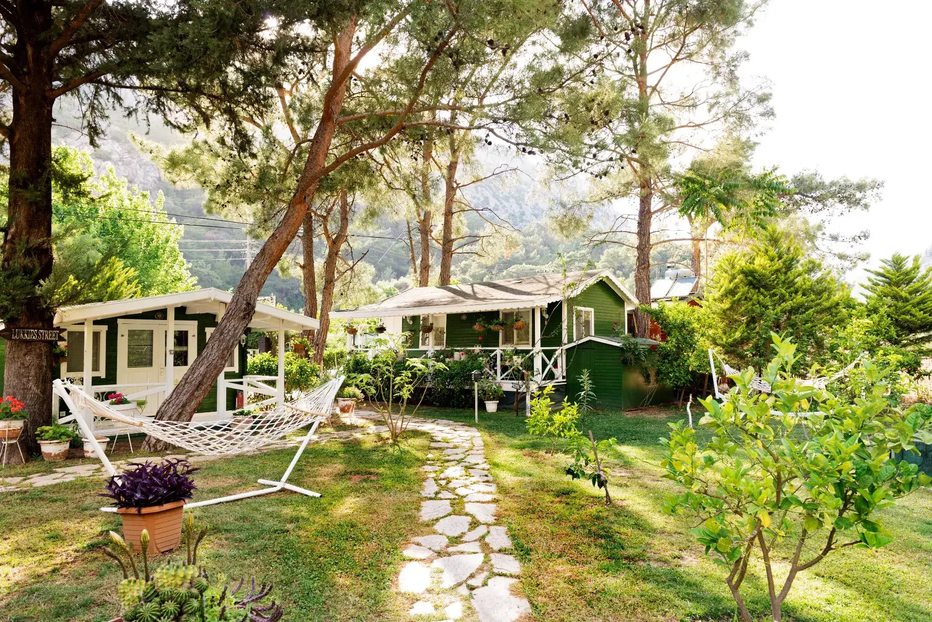 Lukkies Lodge