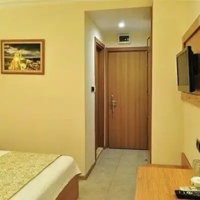 Assos Park Hotel