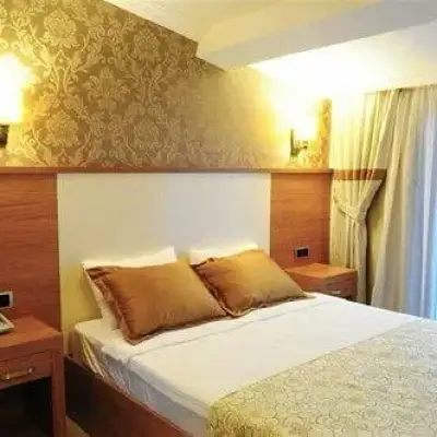 Assos Park Hotel