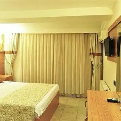 Assos Park Hotel
