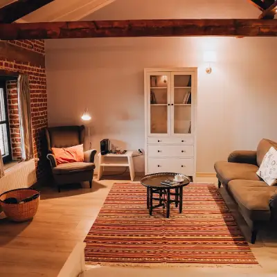 Attalos Suites