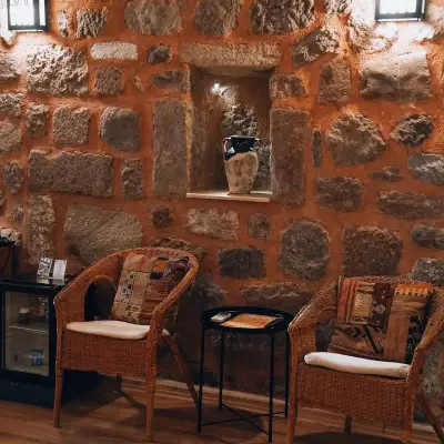 Attalos Suites