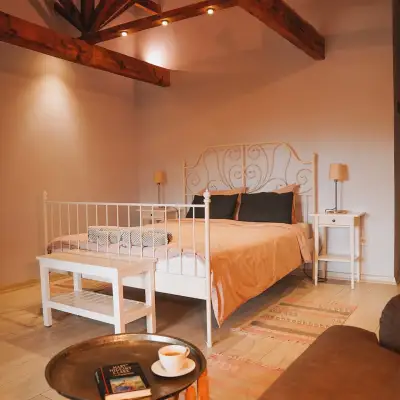 Attalos Suites