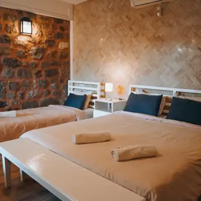 Attalos Suites