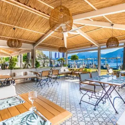 Beyaz Güvercin Otel, +12