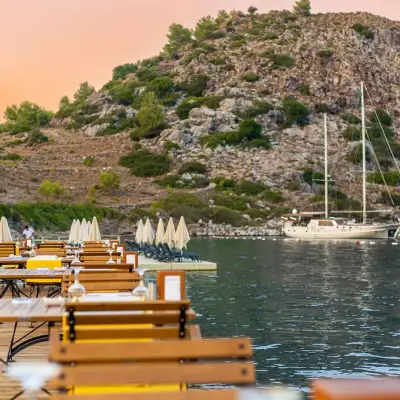 Beyaz Güvercin Otel, +12
