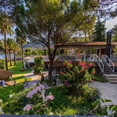 Beyaz Güvercin Otel, +12