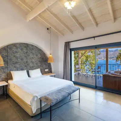 Beyaz Güvercin Otel, +12