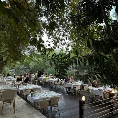Changa River Hotel