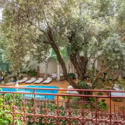 Jade Residence, +14