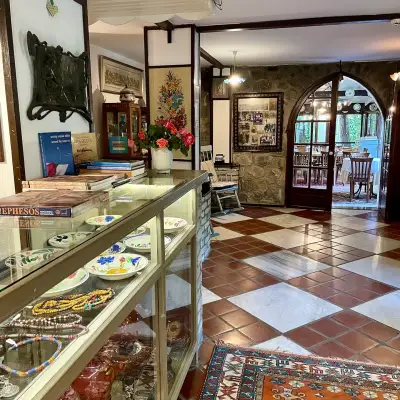 Kalehan Hotel