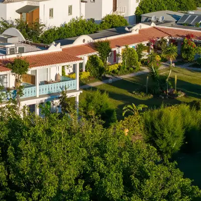 Kefi Beach & Suites