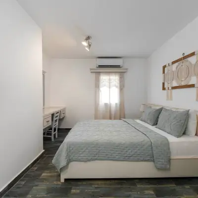 Kefi Beach & Suites