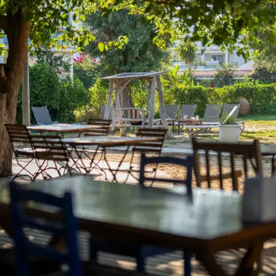 Kefi Beach & Suites