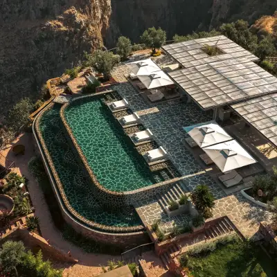 Klay Hotel