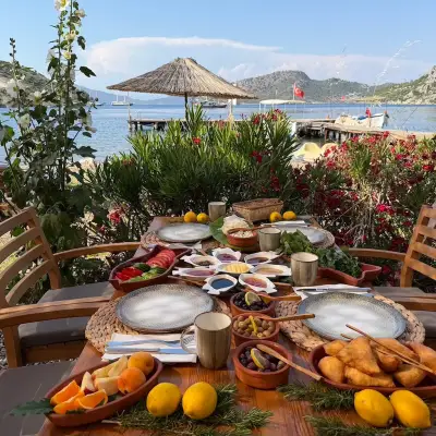 Kocabahçe Glamping & Restaurant