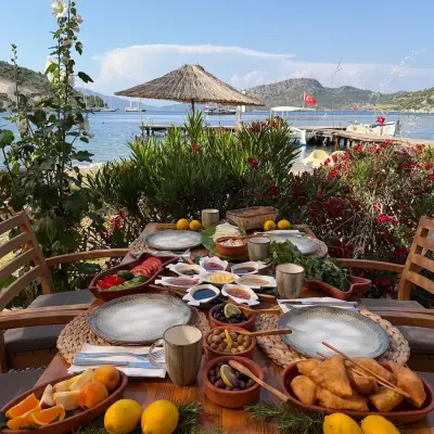 Kocabahçe Glamping & Restaurant