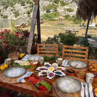 Kocabahçe Glamping & Restaurant