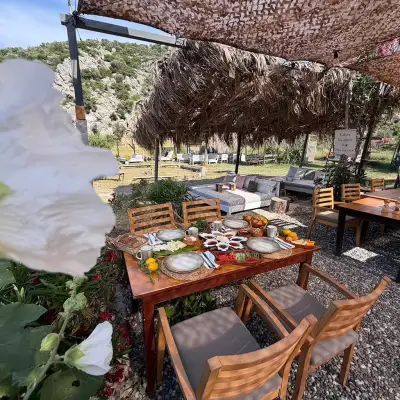 Kocabahçe Glamping & Restaurant