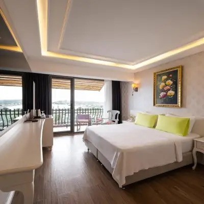 Assos Longevity Hotel