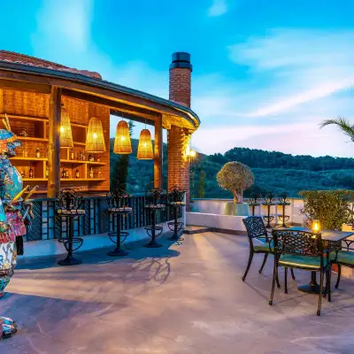 Lov'Inn Kazdağları, 21+