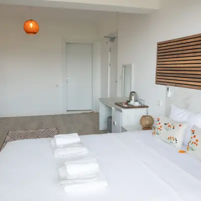 LU-IX ROOMS