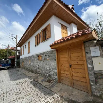 Heritage Homes Atalık Evler – Menekşe Evi