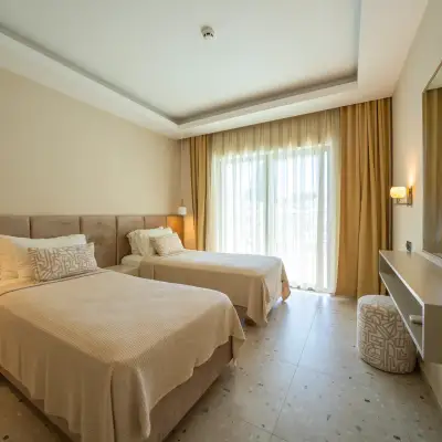 Mozaik Apartments & Hotel