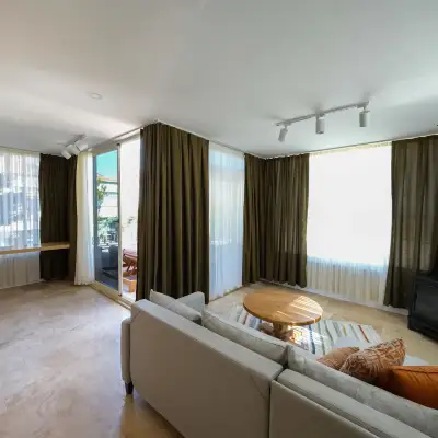 Olive Odore Palace Hotel