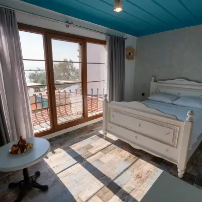 Ra Otel - Altınova