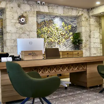 Resa Hotel