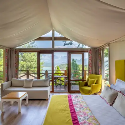 Saklı Göl Evleri Hotel & Restaurant - Antalya'ya 55 km